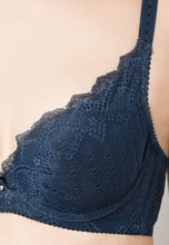 Load image into Gallery viewer, Small Green Top Bra
